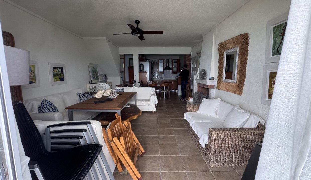 IMG-1bf3e17c63a88987e7d9ccc05dd2d348-V