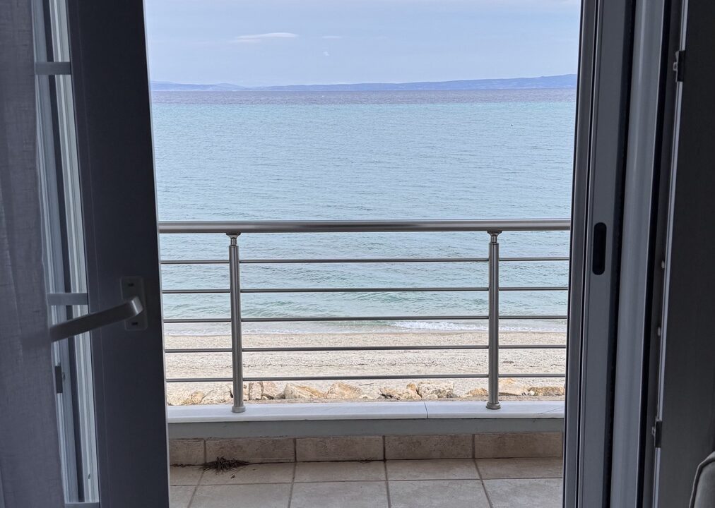 IMG-71540802de7bfd5b133d3a3f2e40aa11-V