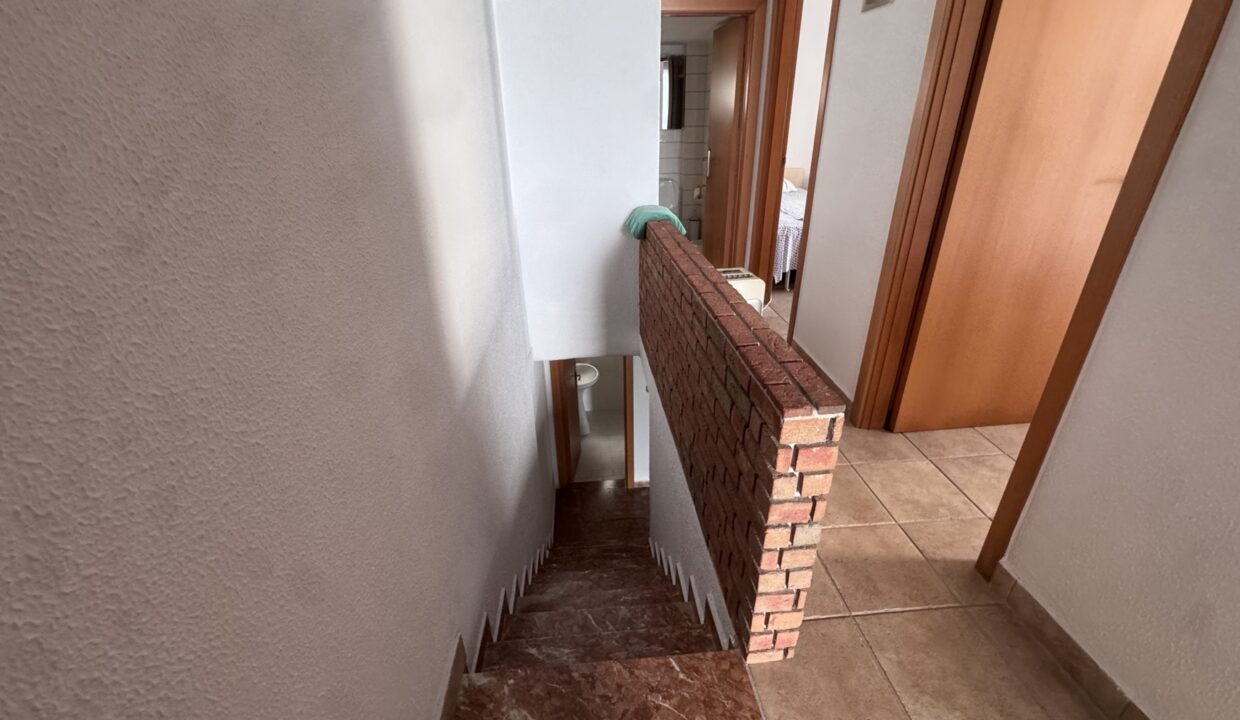 IMG-8cff6506bb7d047ed72e240bbb8f9883-V