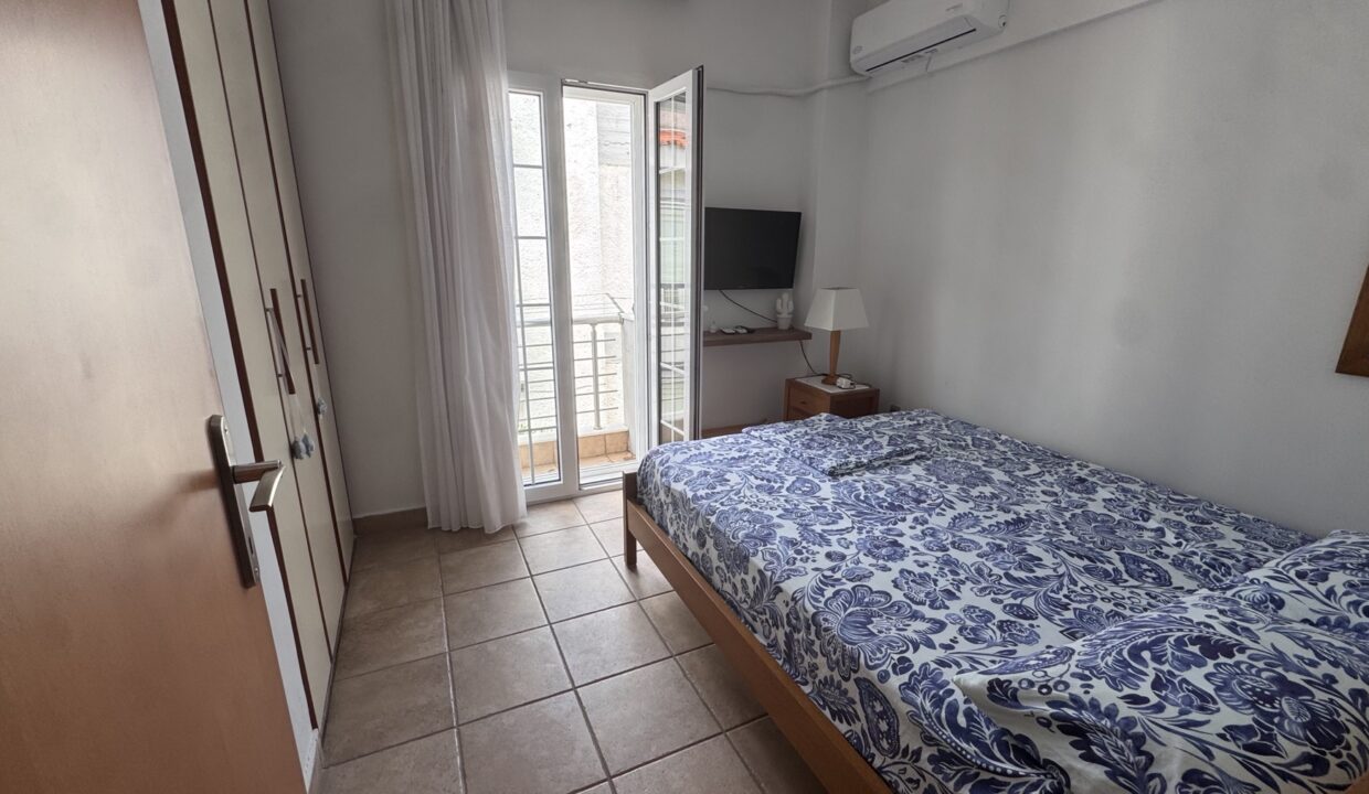 IMG-d7daac71519a8b23a6ffd30f52001b23-V